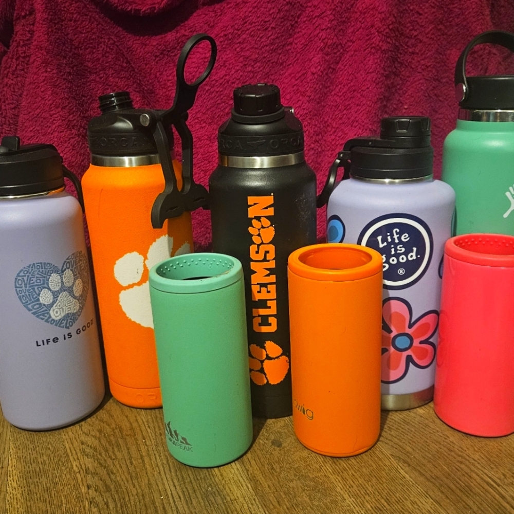 Different types of thermos will sell separately